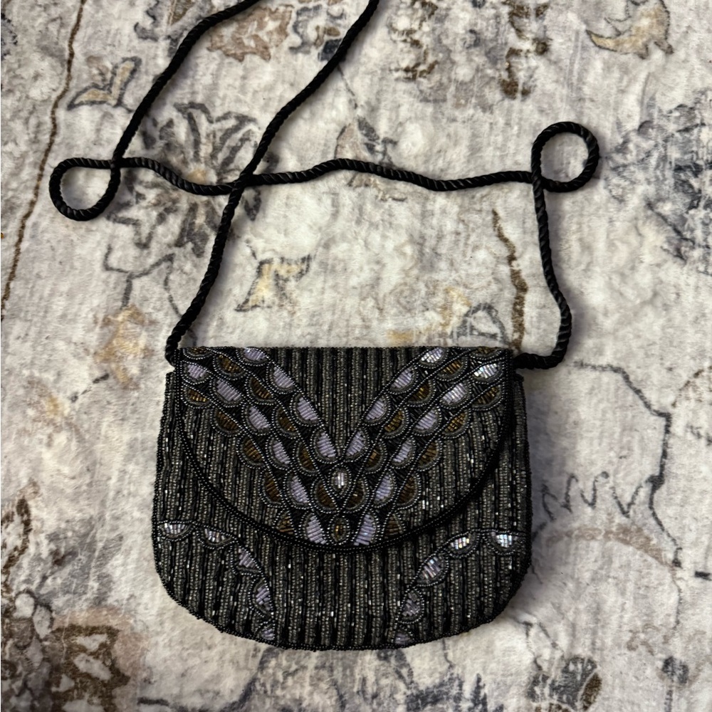 Beautiful VTG Crossbody Beaded Evening Bag